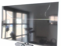 55 inch tv samsung met verstelbare muurbeugel en afstandsbediening. let op: exclusief speakers en camera lo... - afbeelding 1 van  2