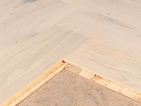 55 m2 parket eiken visgraat mutliplank - 660 x 110 x 14 mm - afbeelding 2 van  4