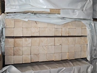 55 vurenhouten geschaafde balken 95 x 95 mm en lengte 300 cm (1,489 m3). let op! kavel is onderdeel van com... onderdeel van combinatiekavel combinatiekavel van kavels b246 t/m b250 zijnde 275 vurenhouten geschaafde balken 95 x 95 mm en lengte 300 cm (1,489 m3). - afbeelding 2 van  3