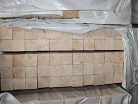 55 vurenhouten geschaafde balken 95 x 95 mm en lengte 300 cm (1,489 m3). let op! kavel is onderdeel van com... onderdeel van combinatiekavel combinatiekavel van kavels b246 t/m b250 zijnde 275 vurenhouten geschaafde balken 95 x 95 mm en lengte 300 cm (1,489 m3). - afbeelding 2 van  3