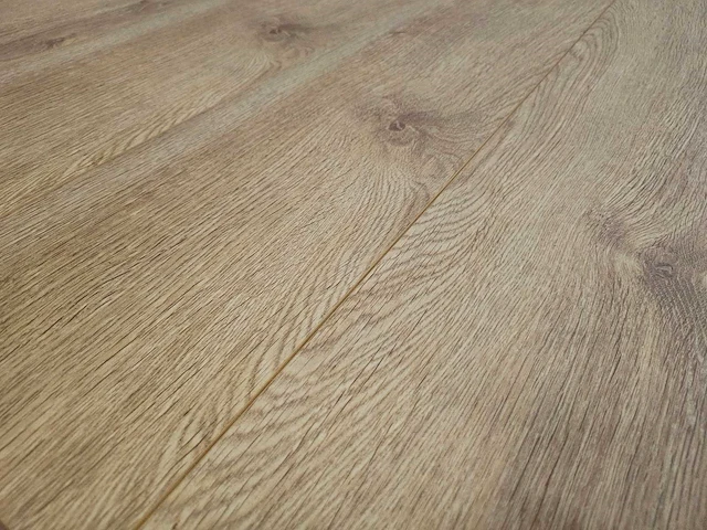57 m2 laminaat plank - 1285 x 192 x 8 mm - afbeelding 1 van  3