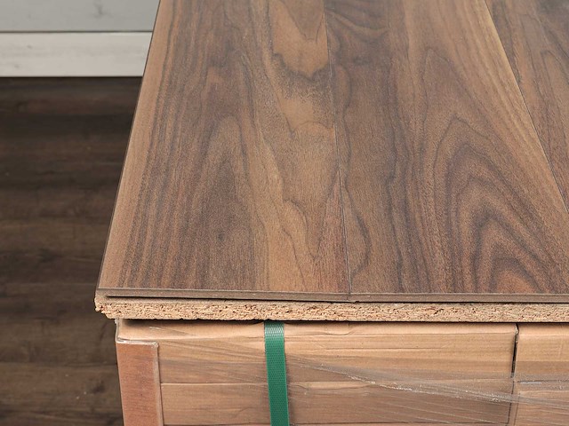 57 m2 laminaat plank - 1383 x 193 x 10 mm - afbeelding 2 van  4