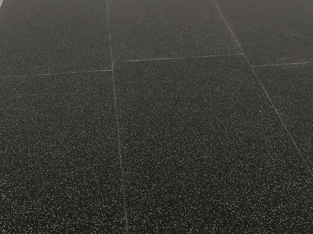 57 m2 pvc spc click plank met xps onderlaag - 1220 x 228 x 5 mm - afbeelding 1 van  4