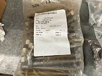 5/8-11x6” bolts (31x) - afbeelding 3 van  3