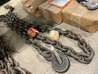 5/8 16mm ketting met haak - afbeelding 1 van  4