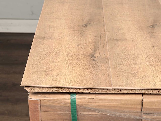 58 m2 laminaat plank - 1383 x 246 x 7 mm - afbeelding 2 van  4