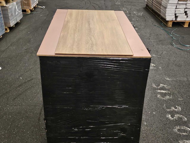 58 m2 pvc click plank op hdf - 1222 x 182 x 9 mm - afbeelding 3 van  3