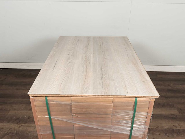 59 m2 laminaat plank - 1383 x 244 x 8 mm - afbeelding 3 van  4