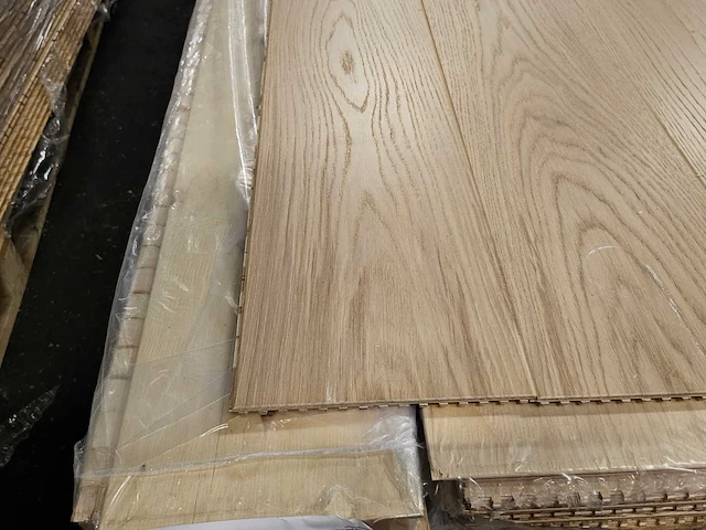 59 m2 parket eiken xl mutliplank - 2420 x 187 x 15 mm - afbeelding 2 van  3
