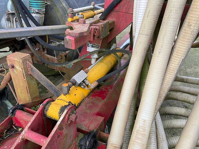 5m3 ipsa mesttank met vredo bouwlandbemester - afbeelding 20 van  20