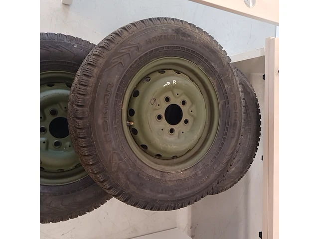 5x band met velg 5x130 g klasse (met spijker banden), hakkapelitta, 4x4 terreinwagen 16 inch - afbeelding 7 van  13