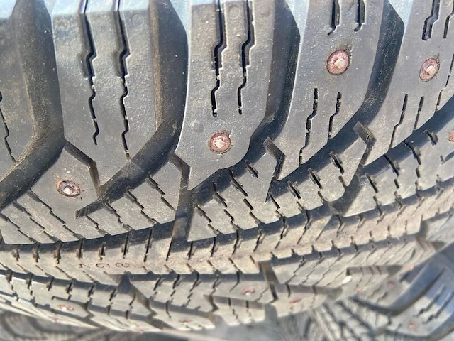 5x band met velg 5x130 g klasse (met spijker banden), hakkapelitta, 4x4 terreinwagen 16 inch - afbeelding 10 van  13
