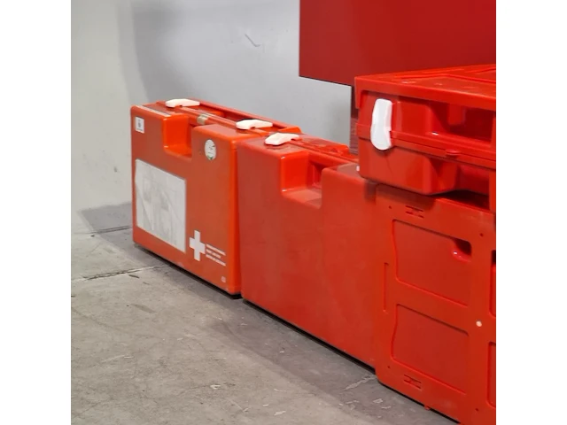 5x bhv kast en 7x koffer - afbeelding 3 van  18