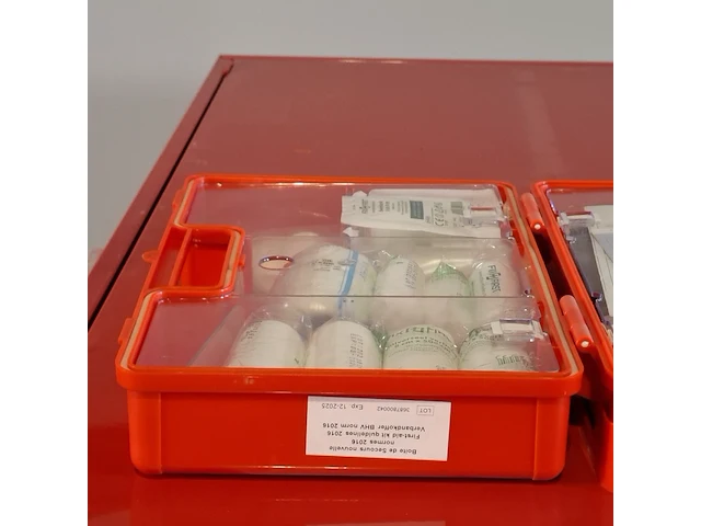 5x bhv kast en 7x koffer - afbeelding 8 van  18