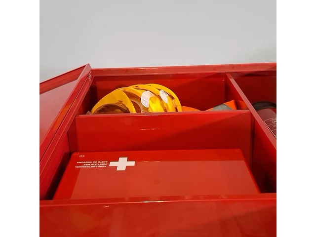 5x bhv kast en 7x koffer - afbeelding 13 van  18