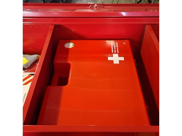 5x bhv kast en 7x koffer - afbeelding 17 van  18