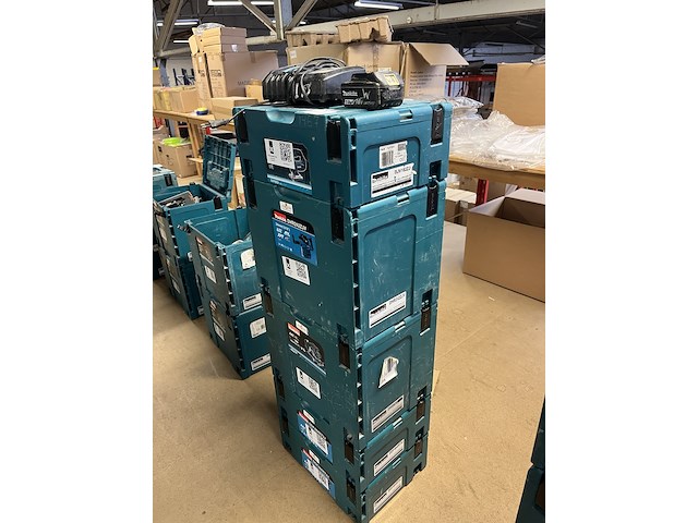 5x bouwgereedschap, 1x 18v accu, 1x lader, m-boxen makita, 1x djv182zj, 1x dhr242zjv, 1x dhs630zj, 2x ddf484rt3j - afbeelding 6 van  6