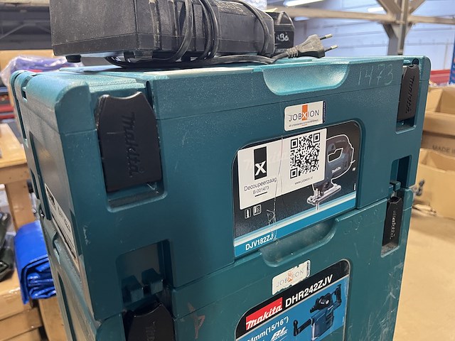 5x bouwgereedschap, 1x 18v accu, 1x lader, m-boxen makita, 1x djv182zj, 1x dhr242zjv, 1x dhs630zj, 2x ddf484rt3j - afbeelding 2 van  5
