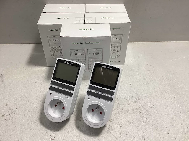 (5x) digitale timer 21 inch lcd-display 53 cm 3680 w met 10 programma's - back-up reserveaccu - willekeurige schakeling - aanraakbeveiliging - afbeelding 1 van  2