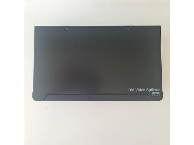 5x digitus dvi video splitter 4xpc digitus, dc-42211 - afbeelding 2 van  8