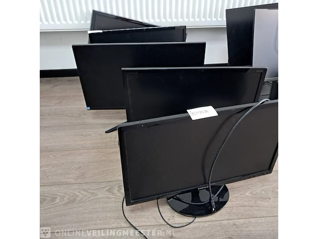 5x diverse monitoren o.a. samsung, acer, diverse soorten - afbeelding 1 van  9