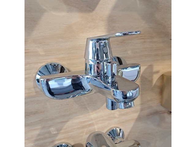5x douche/badkraan, diverse merken, chroom - afbeelding 4 van  6