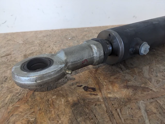 5x dubbelwerkende cilinder d=30/60 slag 200 - afbeelding 4 van  8