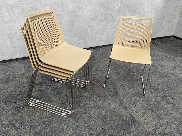 5x gaber akami - nestelbare kantinestoel - beige - afbeelding 2 van  7
