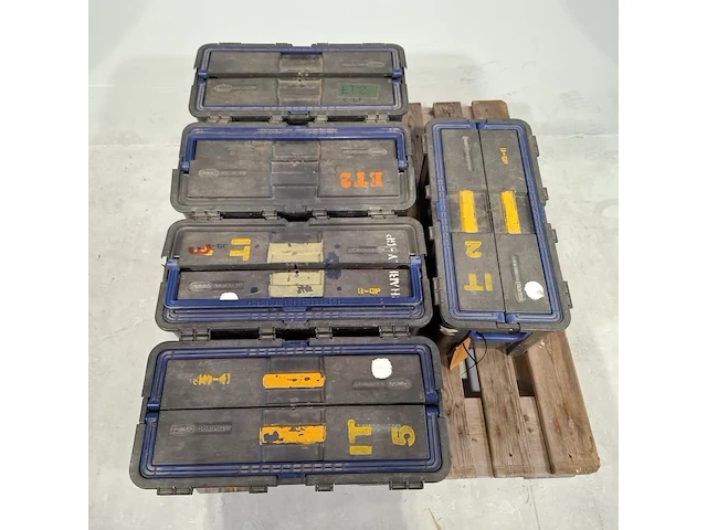 5x gereedschapskoffer met inhoud, o.a. fluke, stanley - afbeelding 5 van  12