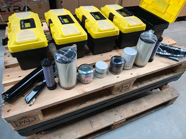 5x gereedschapskoffer minigraver - afbeelding 3 van  9