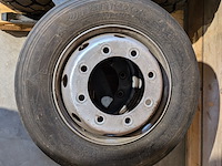 5x industriële band en diverse onderdelen, o.a. kenda, bkt & hankook - afbeelding 17 van  17