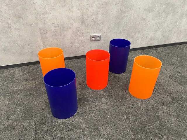 5x kartell - design prullenbak - multicolor - afbeelding 1 van  6