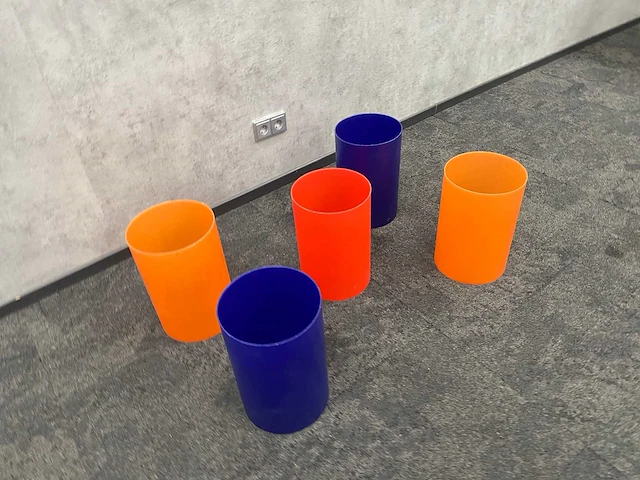 5x kartell - design prullenbak - multicolor - afbeelding 4 van  6