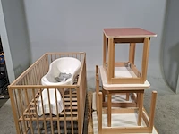 5x kindertafel, ledikant en 3x babybadje - afbeelding 1 van  8