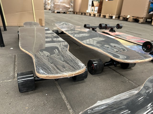 5x longboard, skateboard - afbeelding 4 van  8