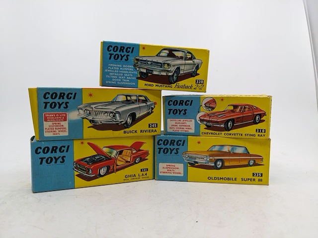 5x miniatuur corgi toys - afbeelding 1 van  6