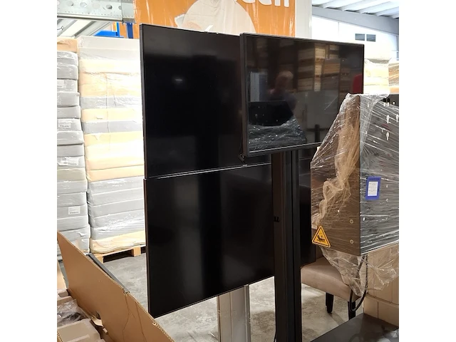 5x monitor op standaard, o.a. philips - afbeelding 11 van  22