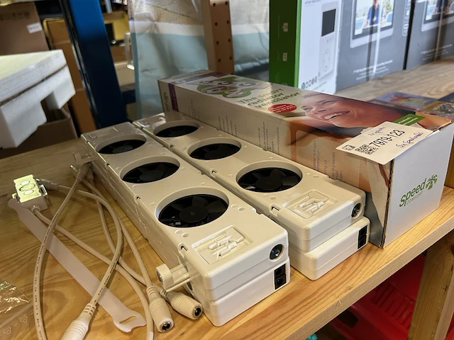 5x radiator ventilator met 1 oplader speedcomfort - afbeelding 2 van  5