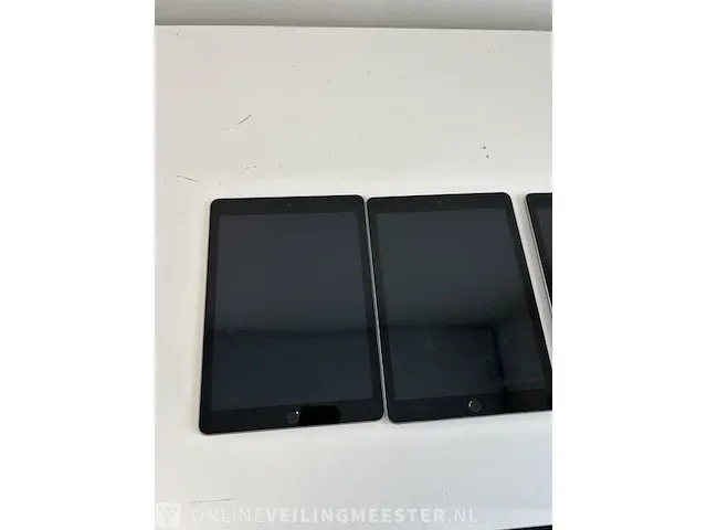 5x tablet apple, ipad 9.7 2018 32gb, space gray - afbeelding 4 van  6