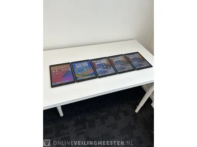 5x tablet apple, ipad 9.7 2018 32gb, space gray - afbeelding 1 van  7