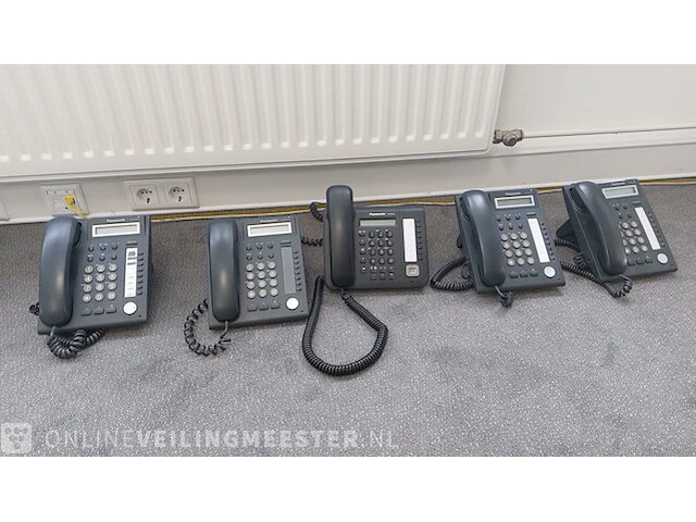 5x telefoon panasonic, kx-dt321, kx-dt521 - afbeelding 1 van  6