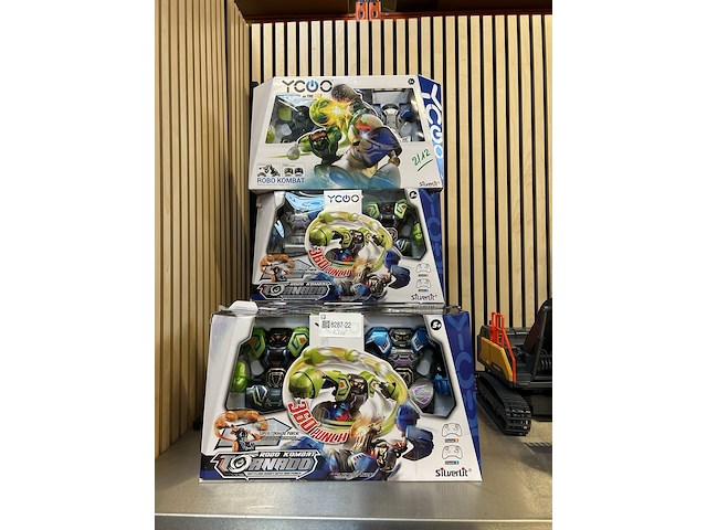 5x twee battle robots bestuurbaar silverlit, robo kombat tornado - afbeelding 1 van  6