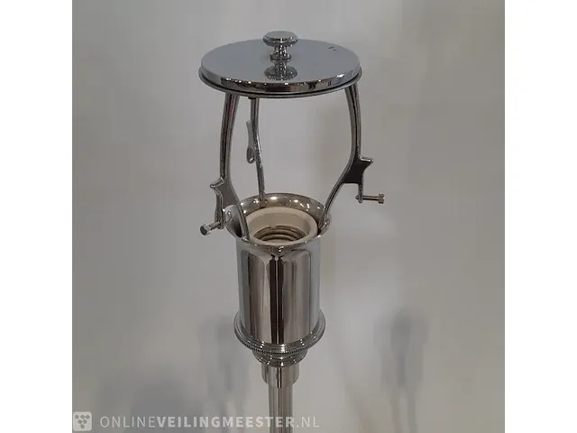 5x vloerlamp en 1x tafel lamp o.a. louis poulsen, o.a. 27087 - afbeelding 20 van  20