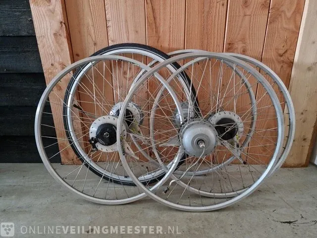 5x voorwiel met motor gazelle, zilver - afbeelding 1 van  7