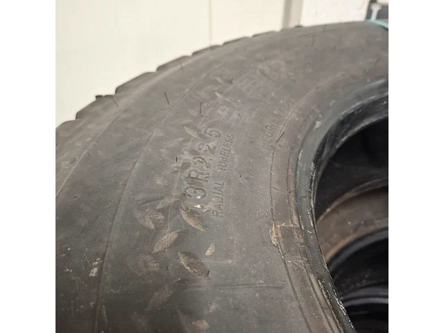 5x vrachtwagenband, goodyear, o.a g186 - afbeelding 3 van  5