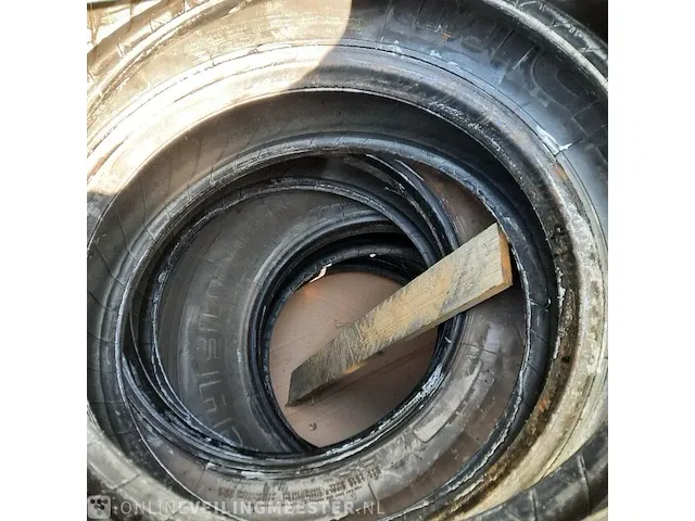 5x vrachtwagenband michelin, xzl - afbeelding 4 van  5