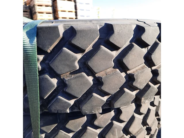 5x vrachtwagenband michelin, xzl - afbeelding 5 van  9