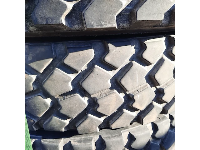 5x vrachtwagenband michelin, xzl - afbeelding 6 van  9