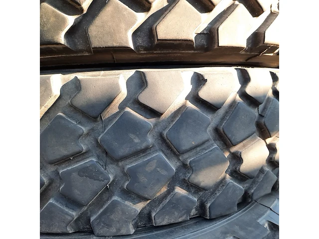 5x vrachtwagenband michelin, xzl - afbeelding 7 van  9