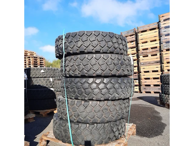 5x vrachtwagenband michelin, xzl - afbeelding 2 van  9